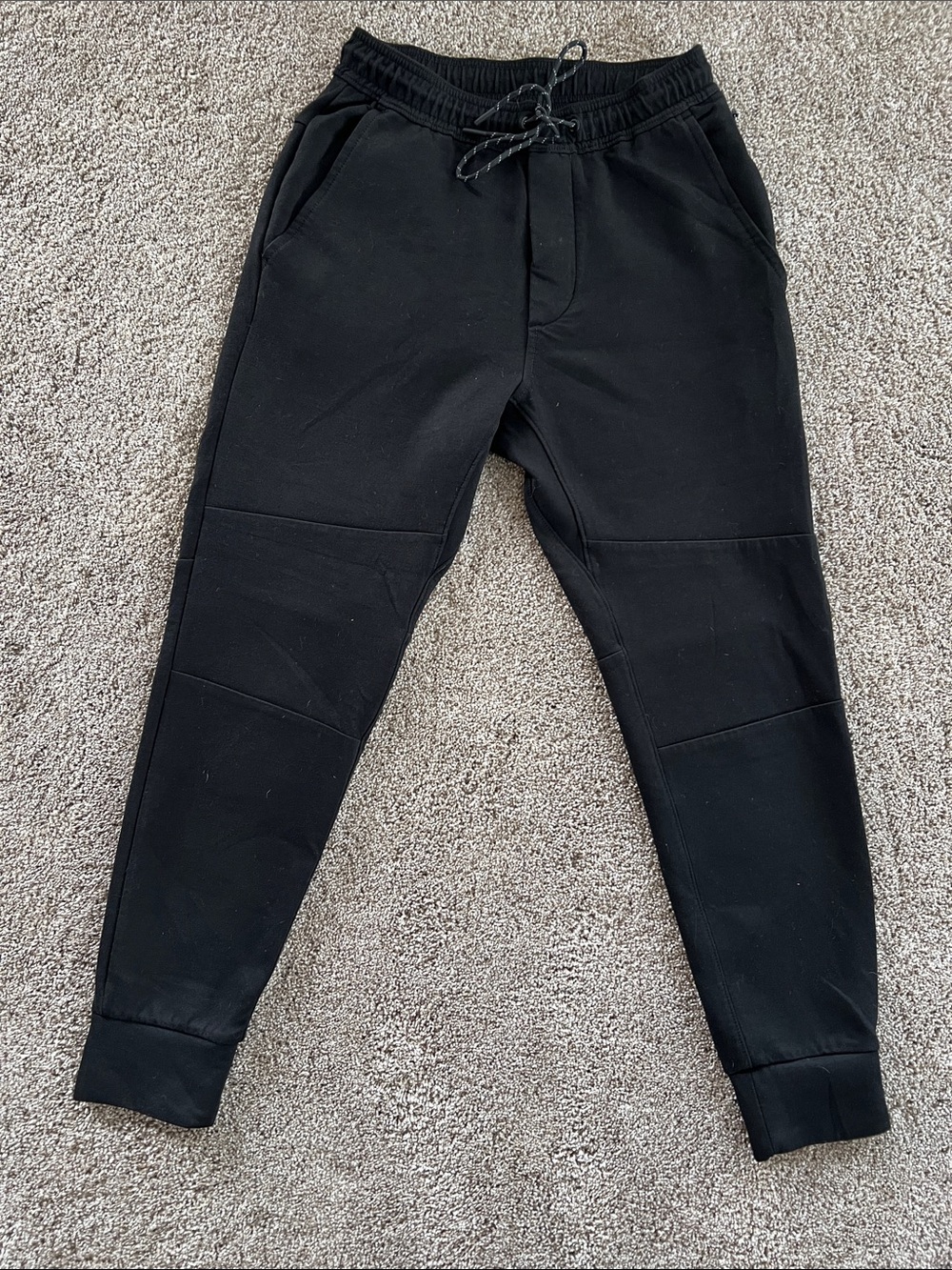 American Eagle black men’s joggers